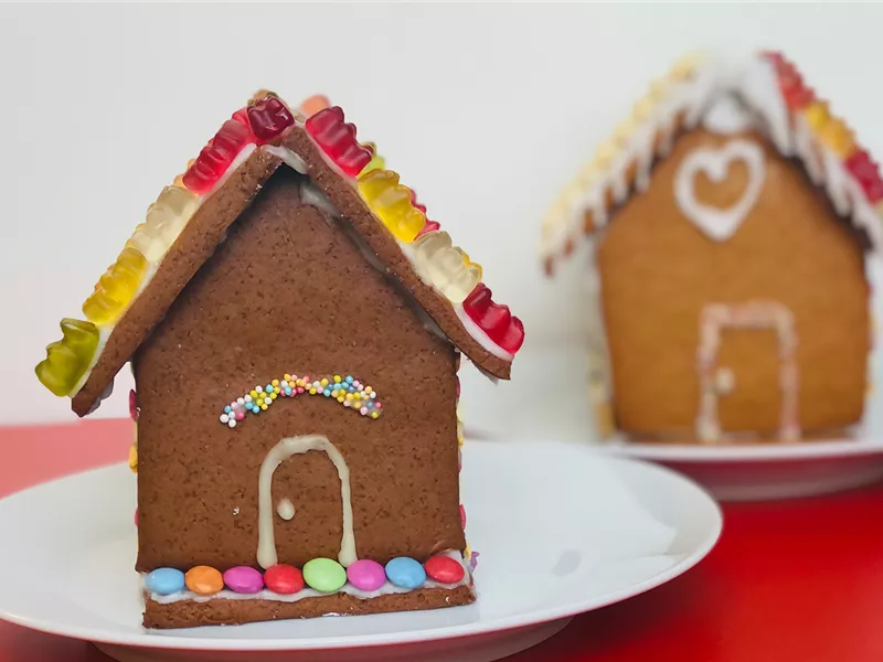 Workshop: Lebkuchenhaus basteln mit Kindern Workshop: Lebkuchenhaus basteln mit Kindern