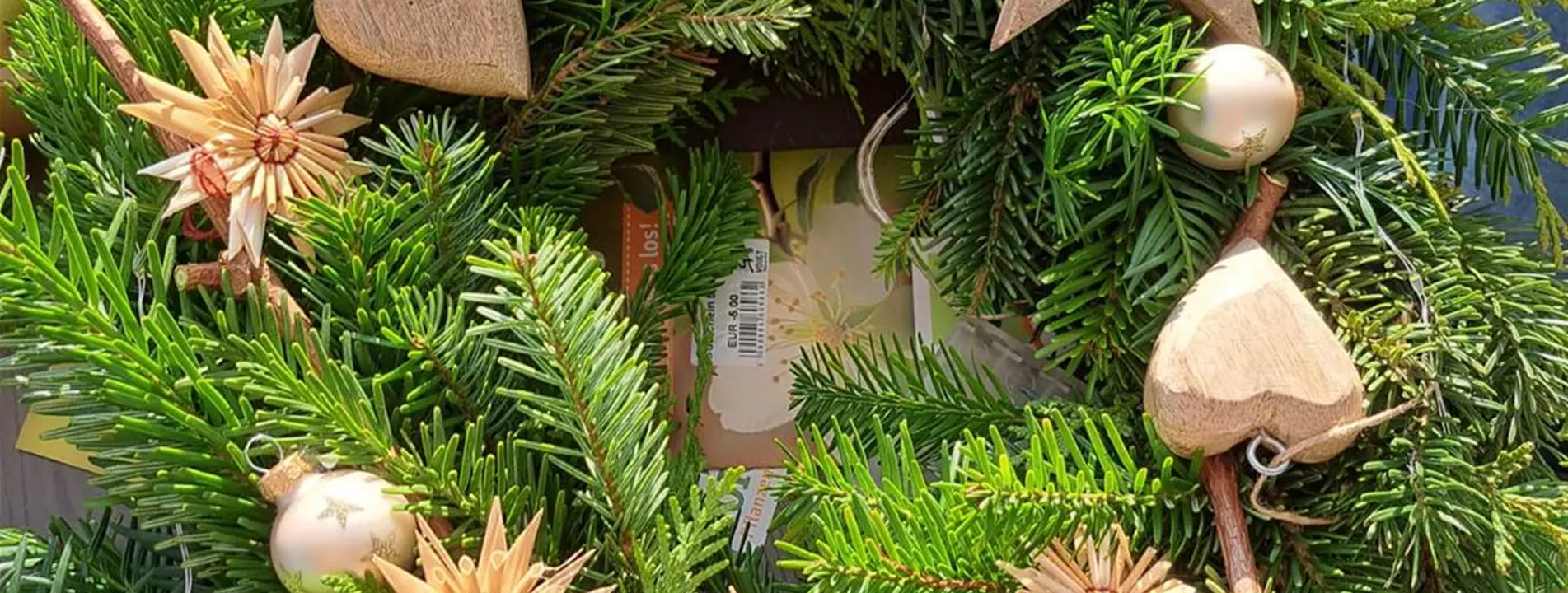 Workshop: Funkelnde Adventsfloristik für draußen