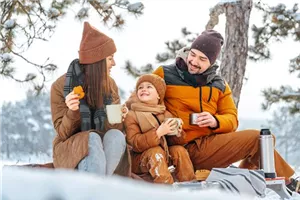 Aktion: Weihnachtsbaum selbst schlagen Aktion: Weihnachtsbaum selbst schlagen